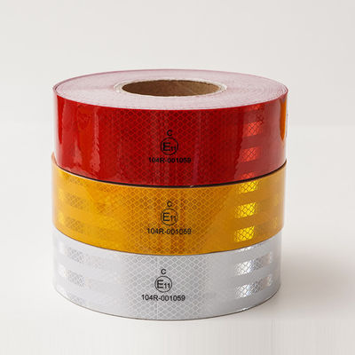 Buon prezzo Nastro di visuale riflettente ad alta intensità prismatico ECE 104R Bianco Giallo Rosso in linea
