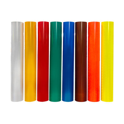 Buon prezzo ASTM D4956 Foglio riflettente microprismatico di tipo IV con garanzia di 10 anni per segnali stradali ad alta intensità in linea