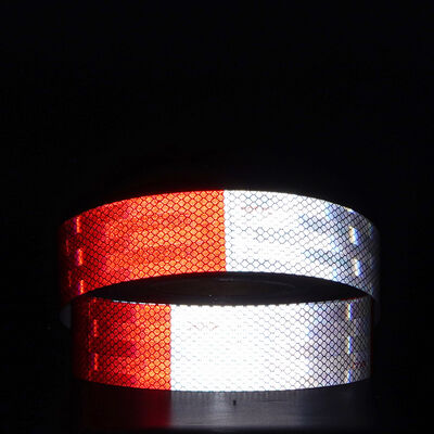Buon prezzo Nastro di visibilità rosso e bianco con durata di 10 anni e tecnologia microprismatico riflettente per veicoli in linea