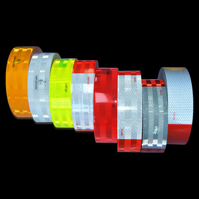 Buon prezzo Nastro riflettente DOT e nastro riflettente ECE per veicoli pesanti In linea